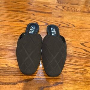Zara Woman’s black fabric quilted mules shoes sz 40 Euro 9 US